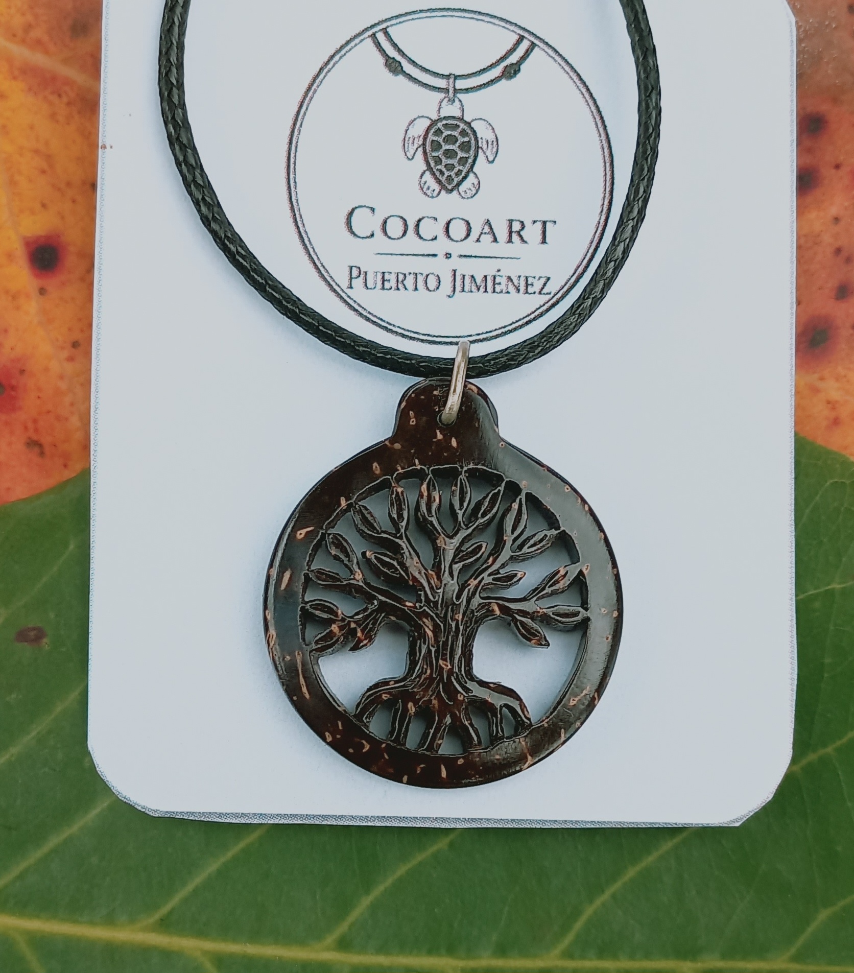 Collar Árbol en coco